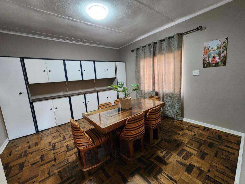 Ode to Tranquility House Pax 6 Apartment in Pretoria