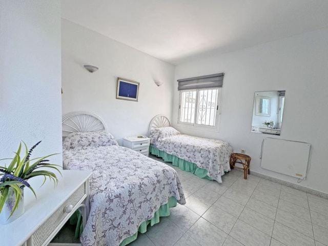 Charming Villa located in the heart of Helleux, with sea view ! Villa in Sainte-Anne