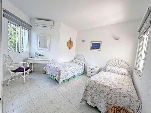 Charming Villa located in the heart of Helleux, with sea view ! Villa in Sainte-Anne