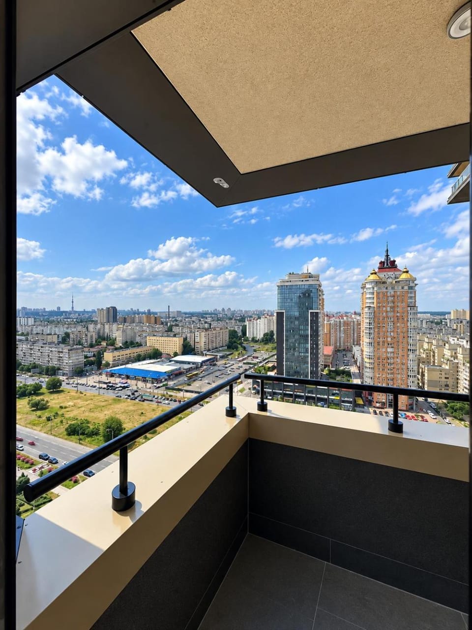 Black Apartment at Obolon Residences Apartment in Kiev City - Kyiv
