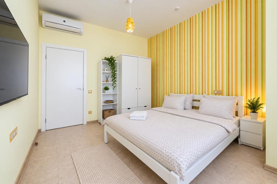 Трьохкімнатна квартира оболонська набережна, парк Наталка Apartment in Kiev City - Kyiv