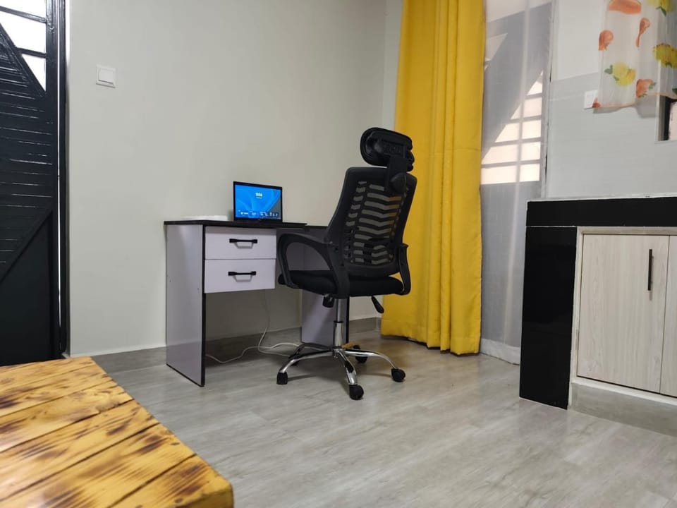 AVIATION HEIGHTS luxury bnb Bed and Breakfast in Nairobi County