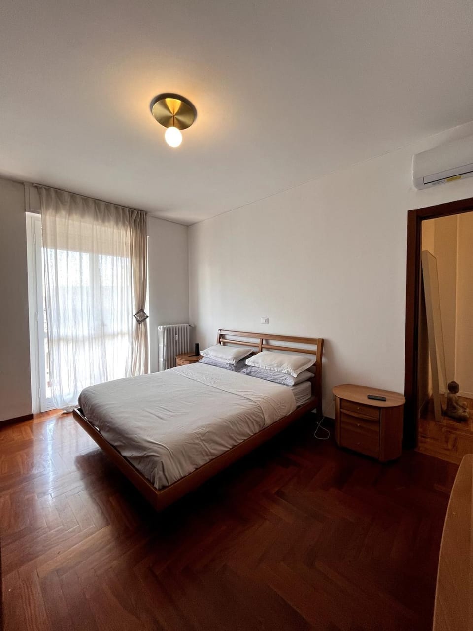 Modern apartment in Milano Apartment in Milan
