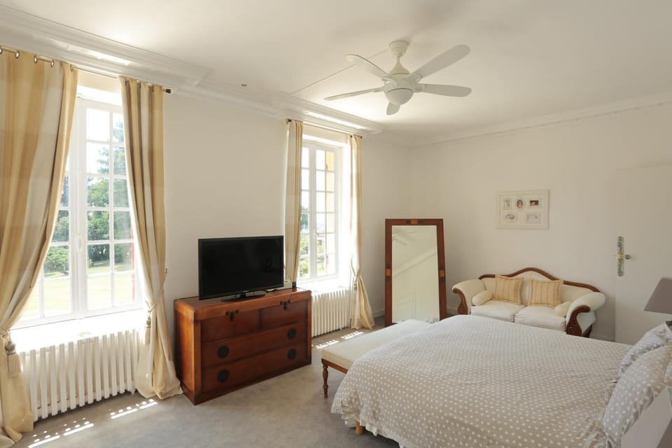 Living room, Bedroom