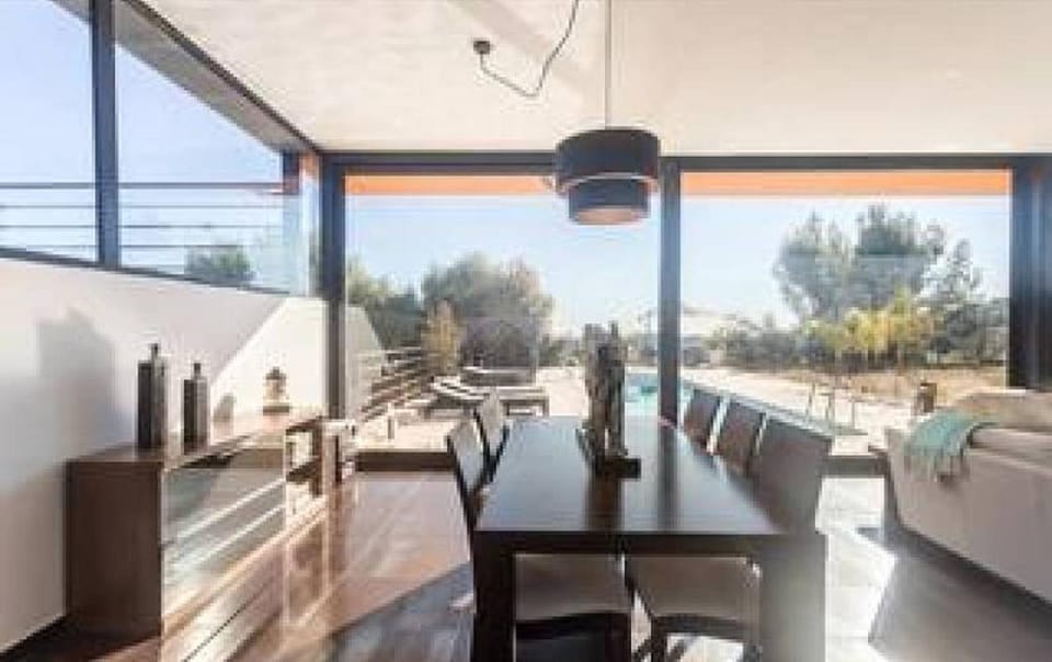 Balcony/Terrace, Dining area