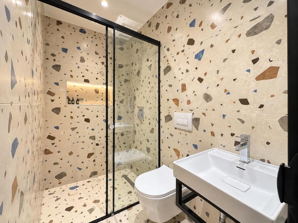 Shower, Toilet, Bathroom