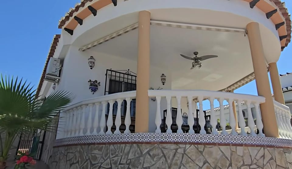 Apartamentos Luz de Luna House in Axarquía