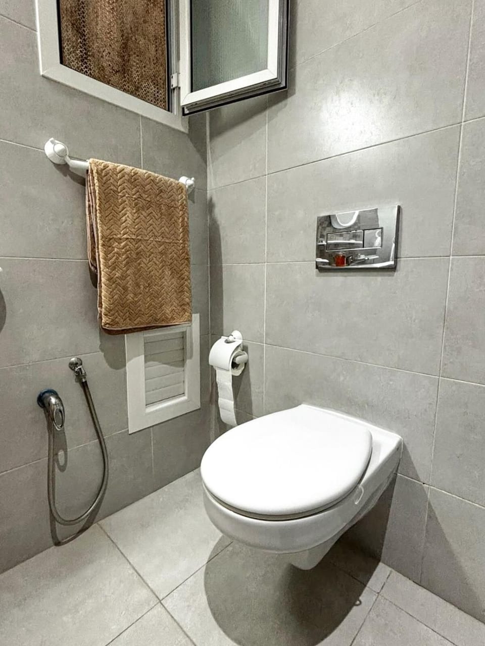 Luxury S3 with Parking in El Wahat Tunis Apartment in Tunis Governorate, Tunisia