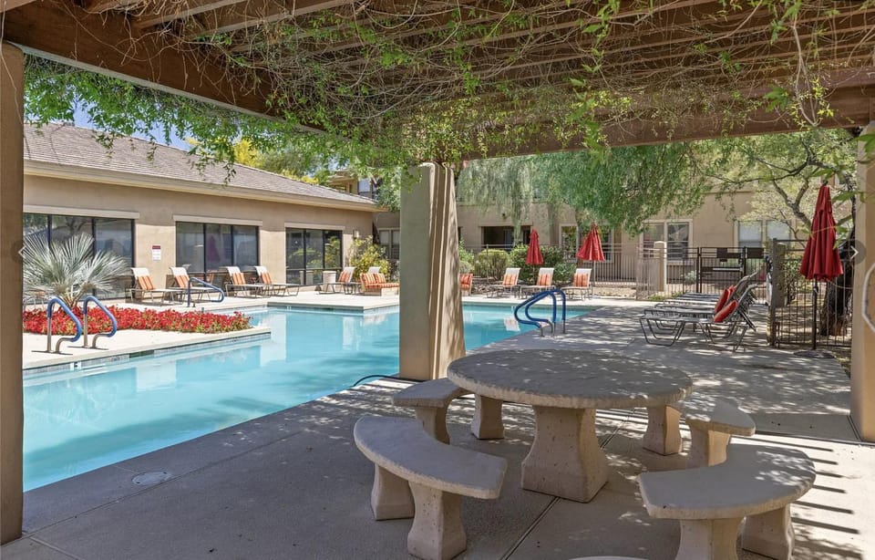 Gated Condo Near Grayhawk Golf & Kierland Apartment in Grayhawk