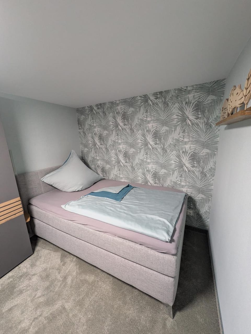 Living room, Bedroom