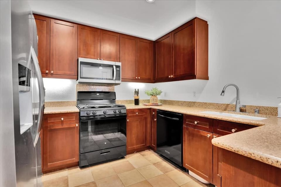 Villa Solana 2 - 2BR Legacy Villa Apartment in Indian Wells