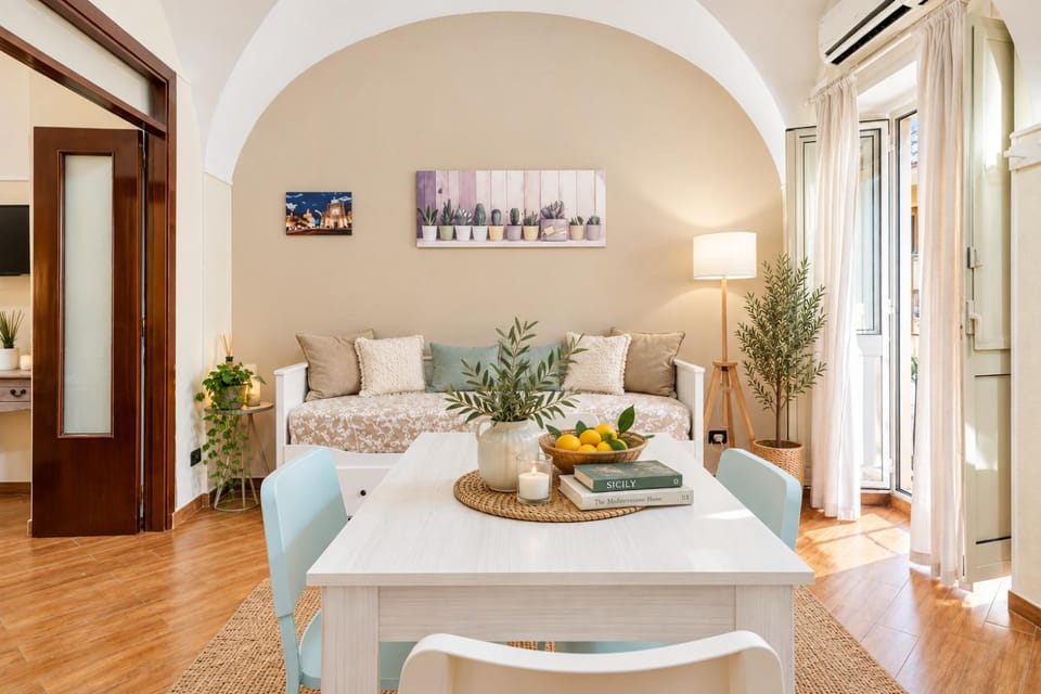 ALYDEA homes and suites 1 Apartment in Catania
