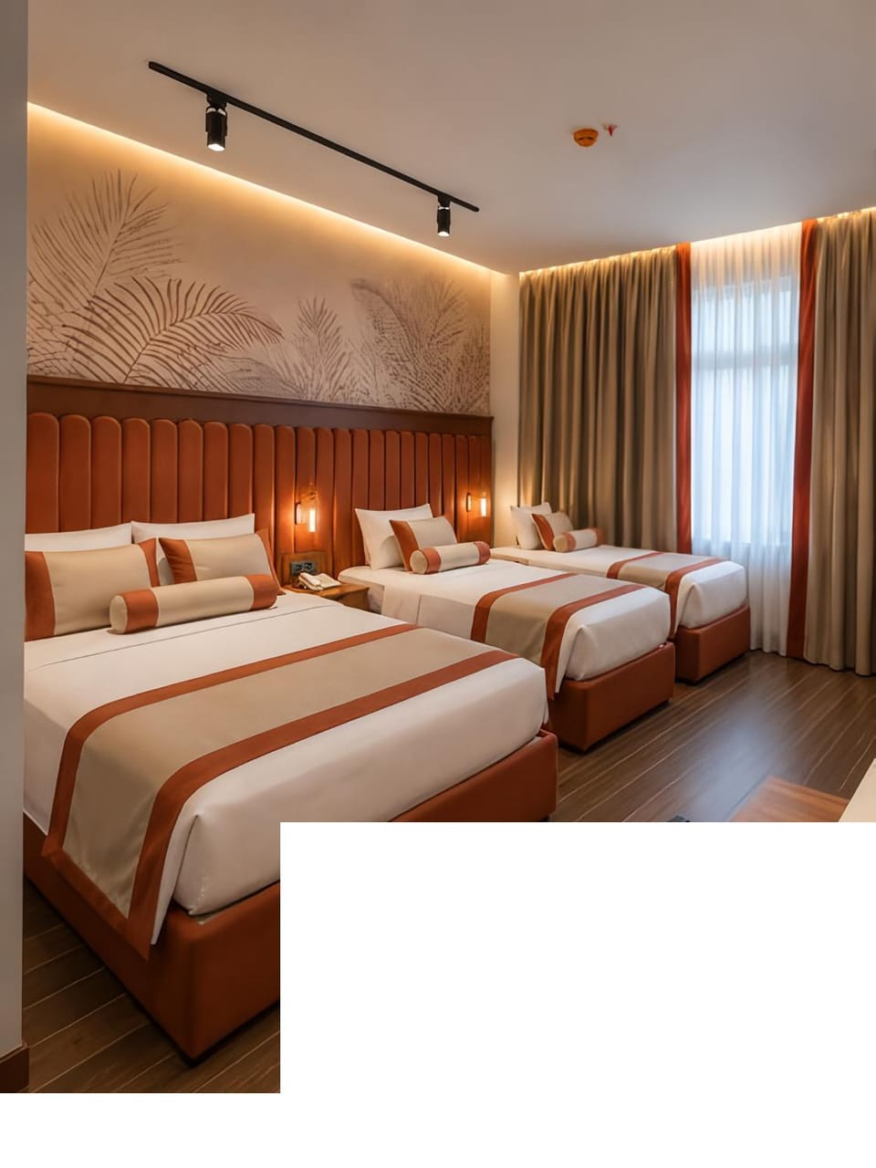 Bed, Photo of the whole room, Decorative detail, Bedroom, Food
