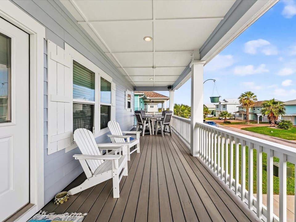Bark on the Bay- Game Room Pet Friendly Fenced House in Texas