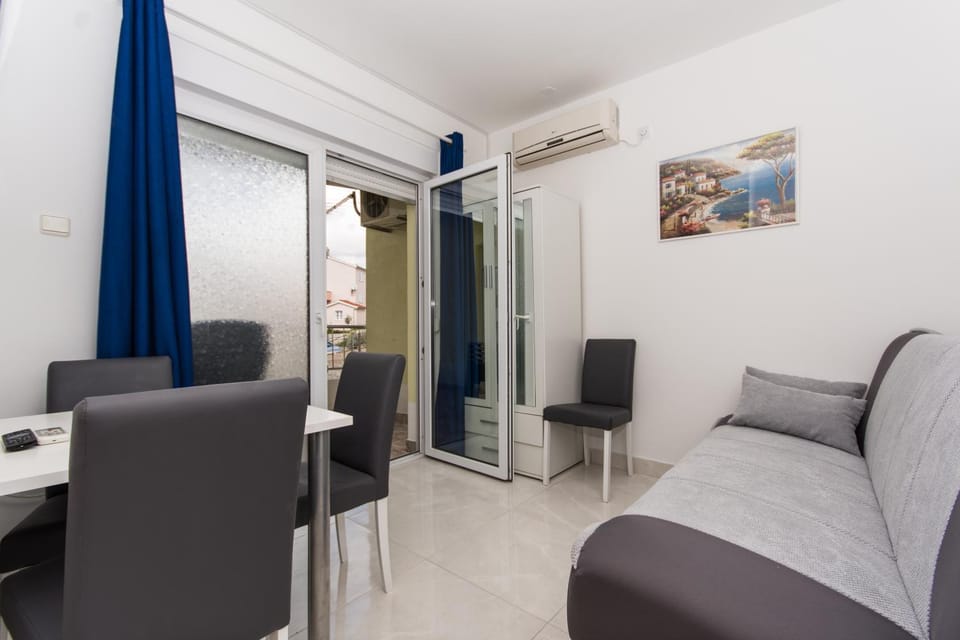 Apartment Horizont Apartment in Okrug Gornji