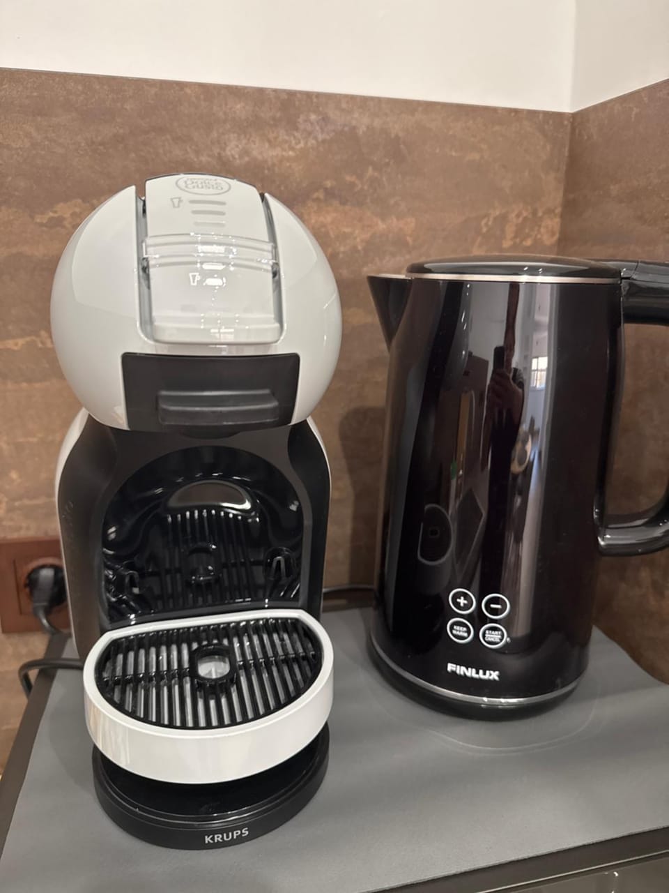Coffee/tea facilities