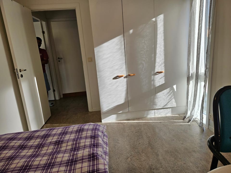 Room with Shared Common Areas Near Sentrum Vacation rental in Lillehammer