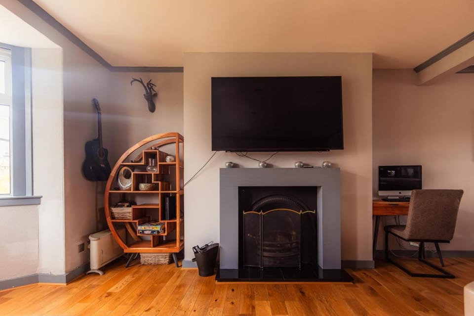 Luxury Portree Cottage with Hot Tub Hamara Apartment in Portree