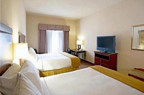 Holiday Inn Express Hotel and Suites Kingsville by IHG Hotel in Kingsville