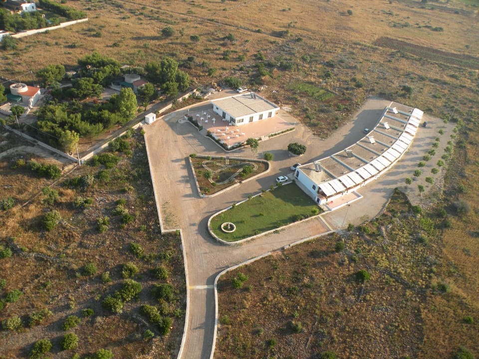 Property building, Bird's eye view, Garden, Pets, Facility for disabled guests