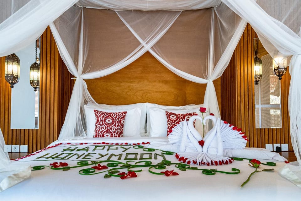 DE TUKAD Luxury Villa In Ubud With River View Hotel in Ubud