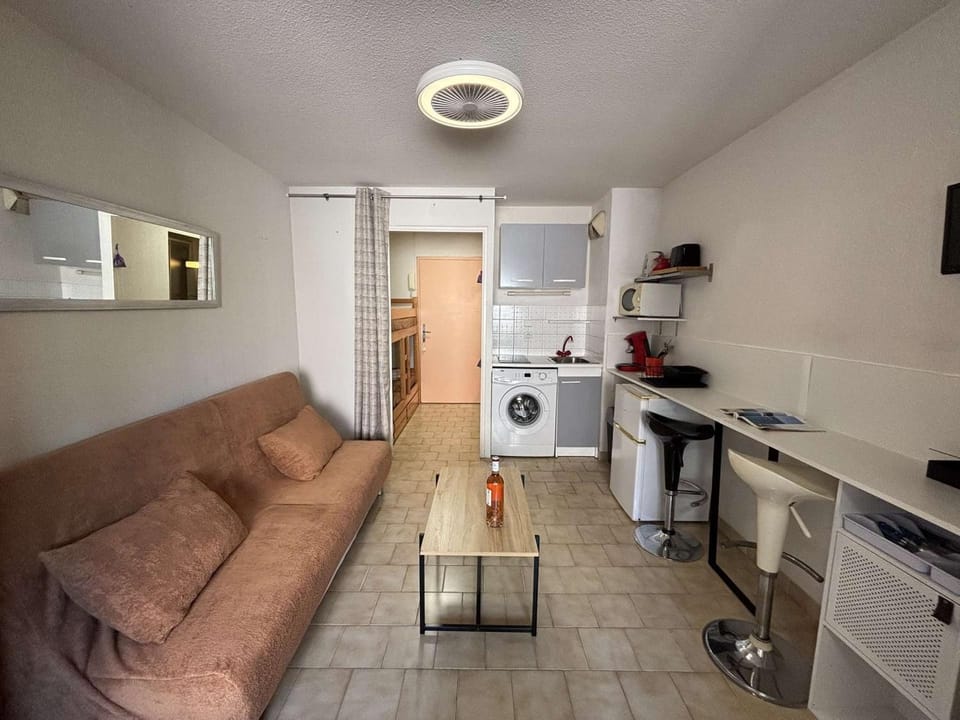 Studio cabine, parking, loggia vue dégagée - 4 pers. Cabin in French Riviera