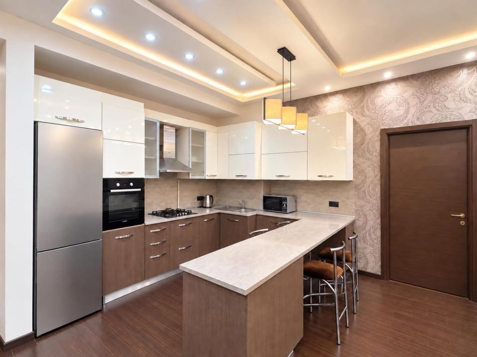 Kitchen or kitchenette, Dining area, oven, stove