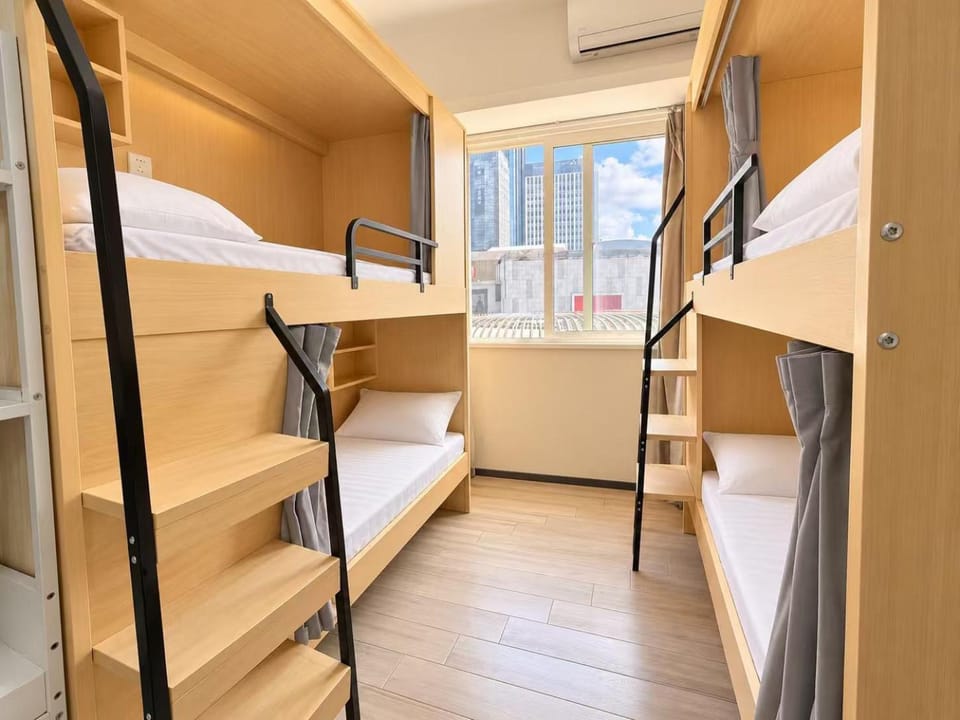 bunk bed