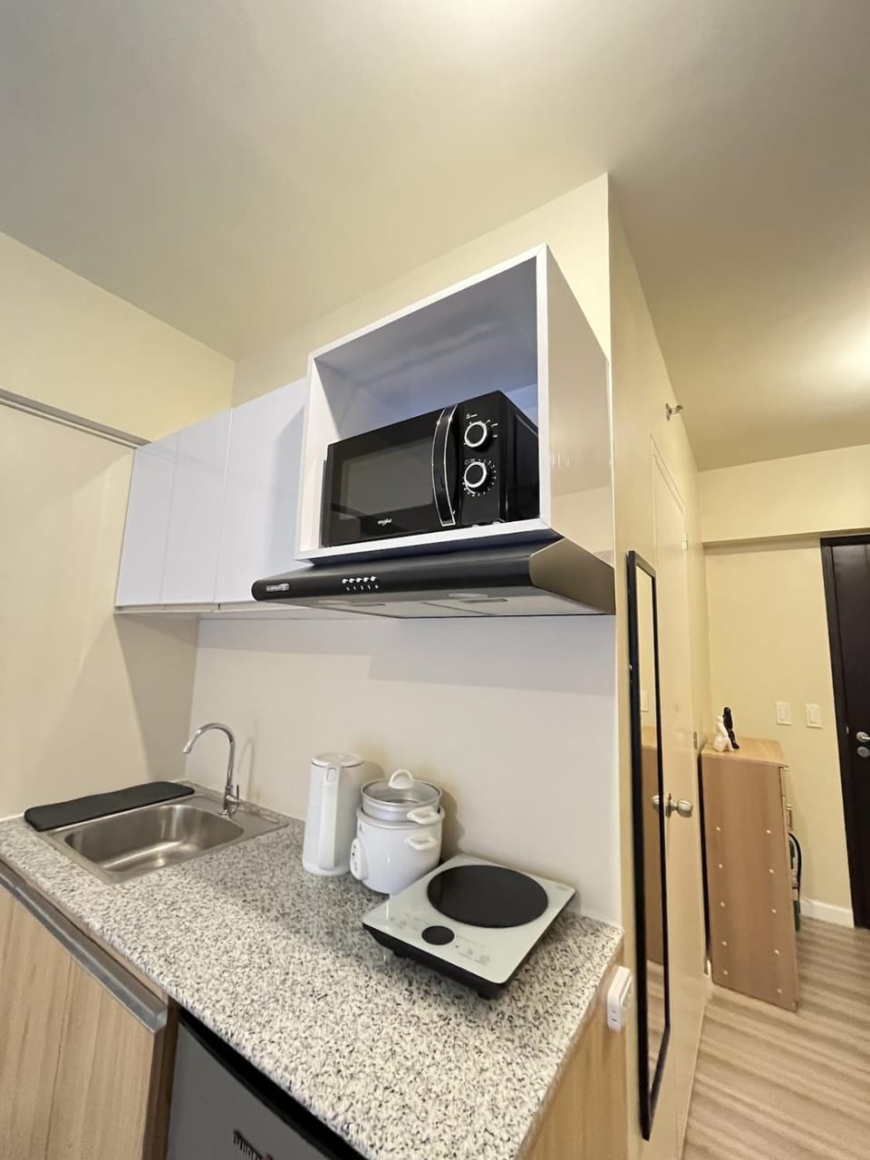 Condo in IT Park Cebu City - Avida Apartment in Lapu-Lapu City