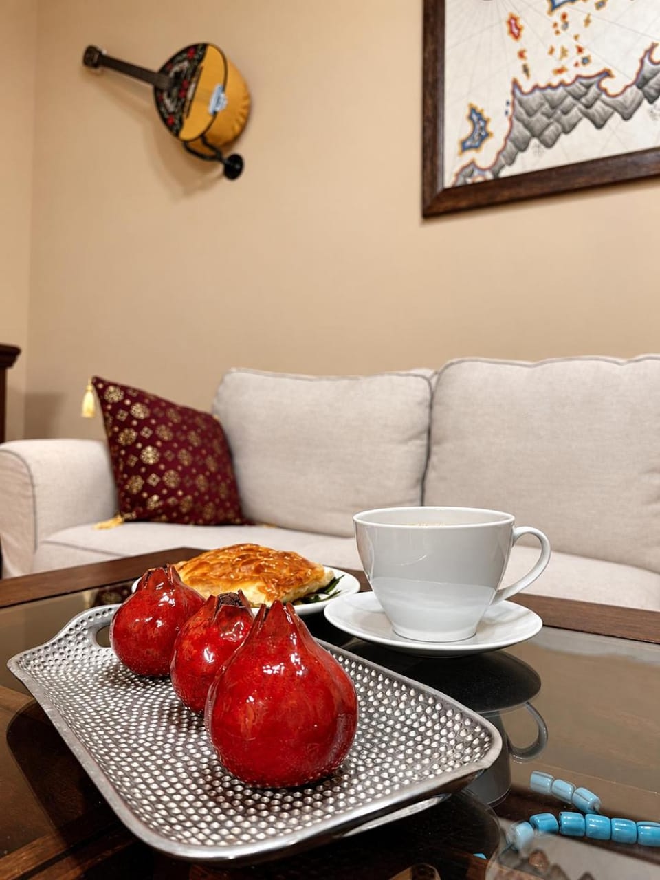 Coffee/tea facilities, Living room, Seating area