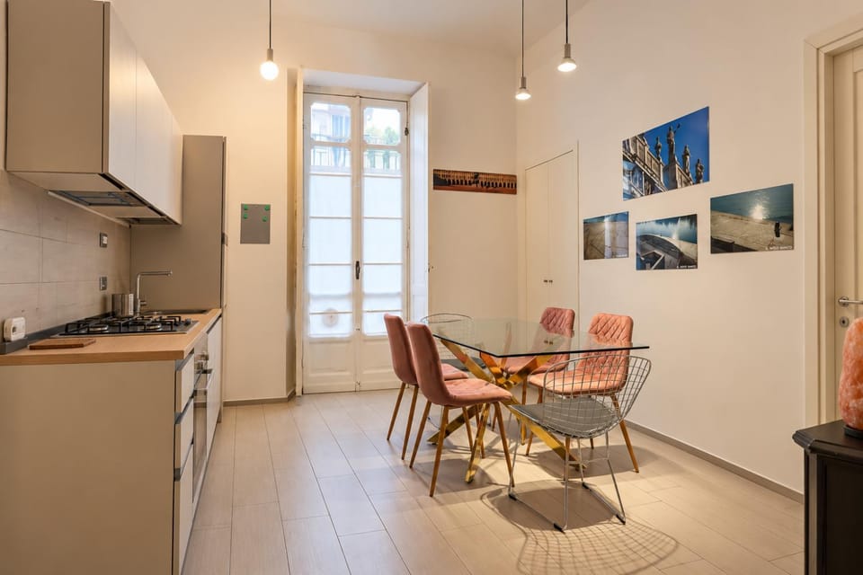Kitchen or kitchenette, Dining area, pet friendly, stove