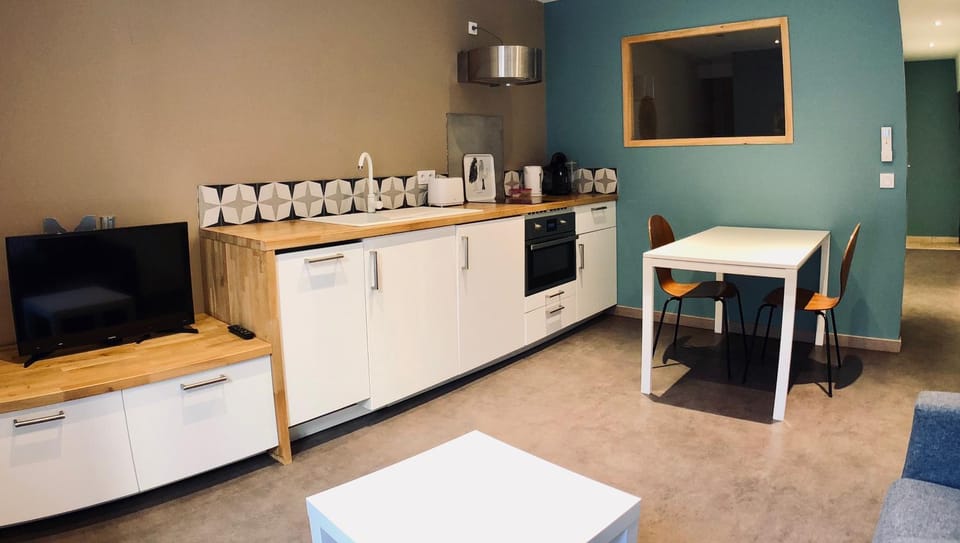 TV and multimedia, Kitchen or kitchenette