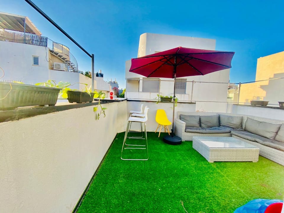 דירת גג פנטאהוס ליד הים והשוק VIp Apartment in Tel Aviv-Yafo