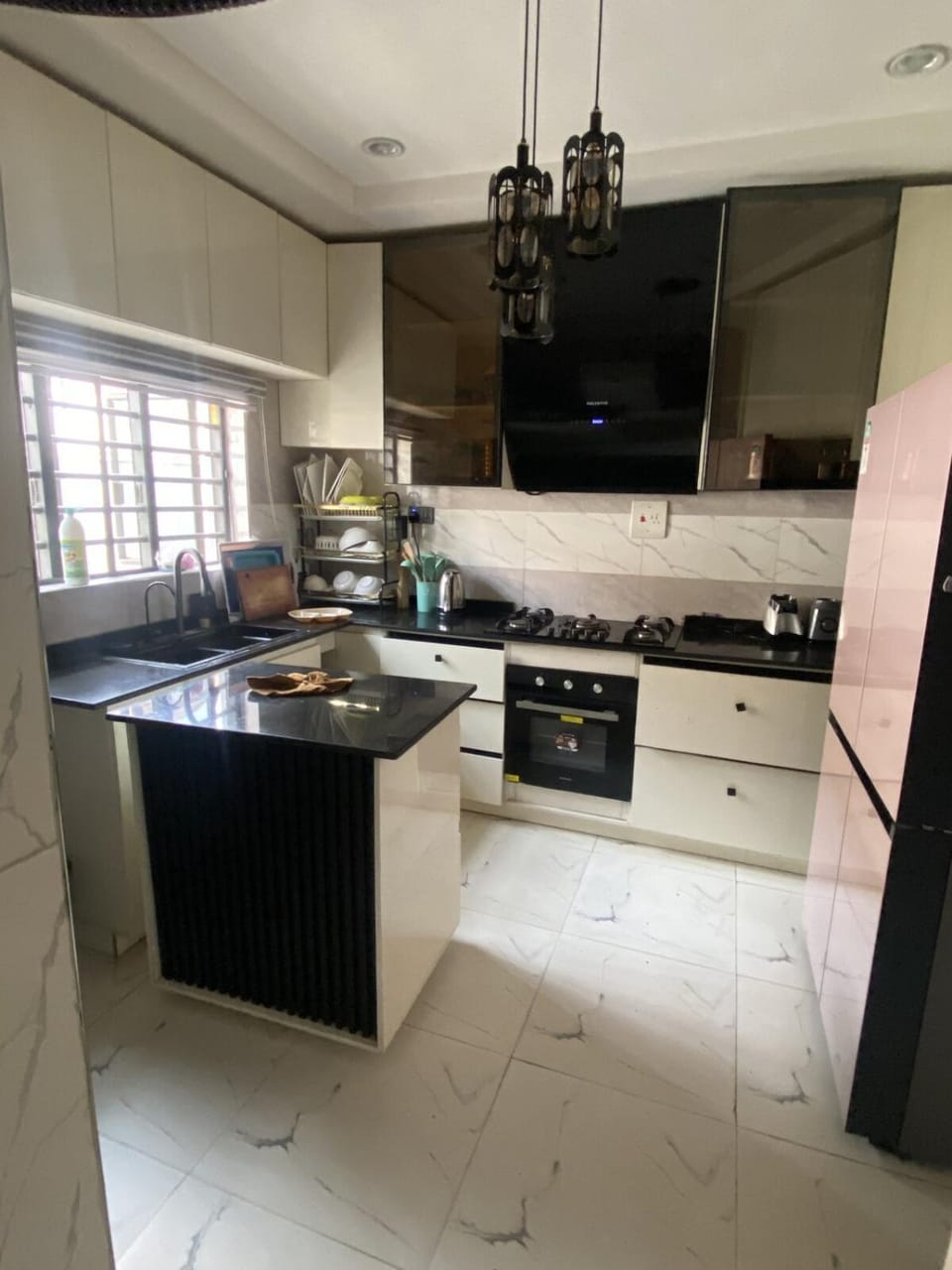 Modern 2Bedroom, Suncity Estate Abuja Apartment in Abuja