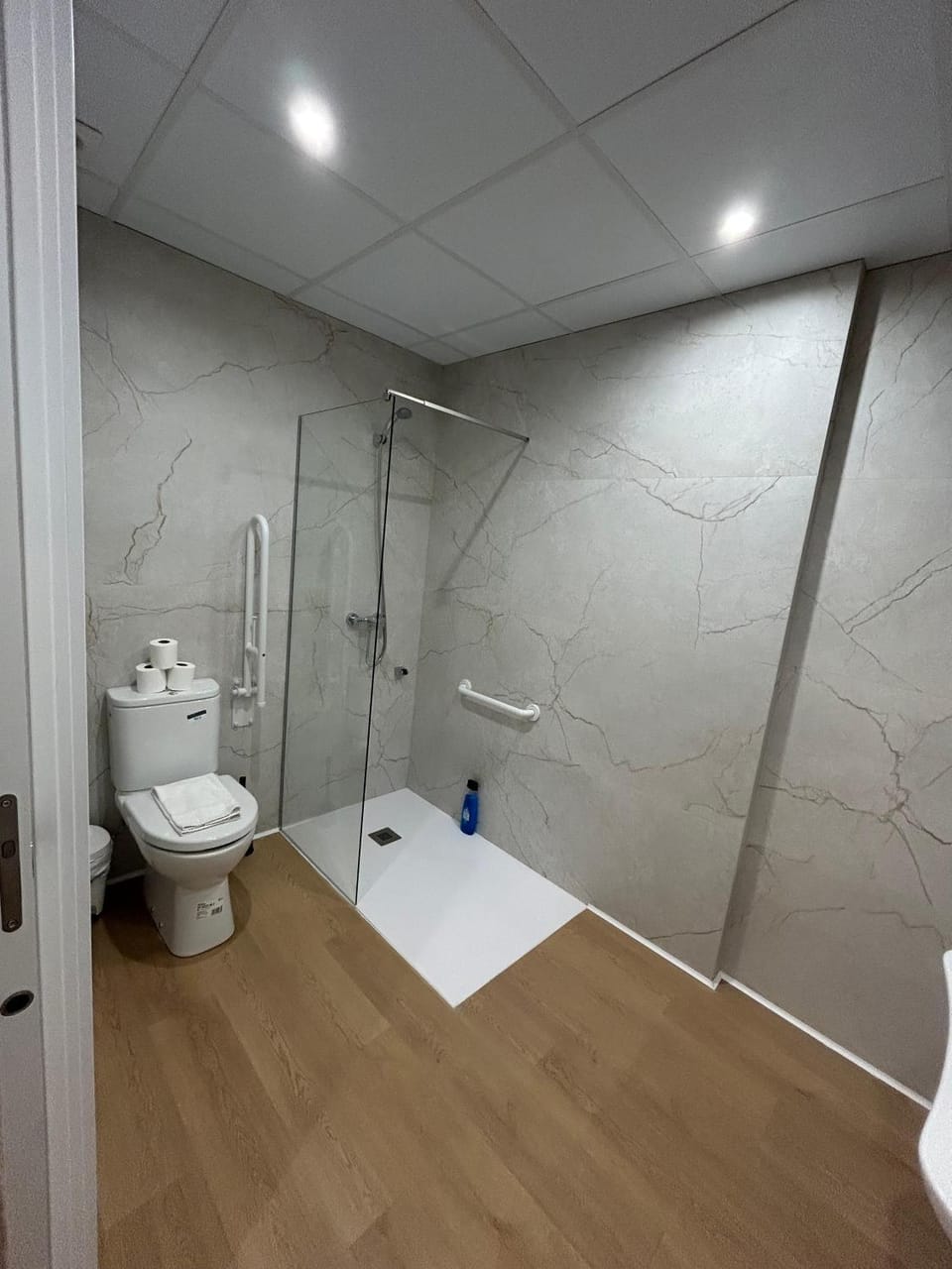 Apartamentos el Pilar Apartment hotel in Zaragoza
