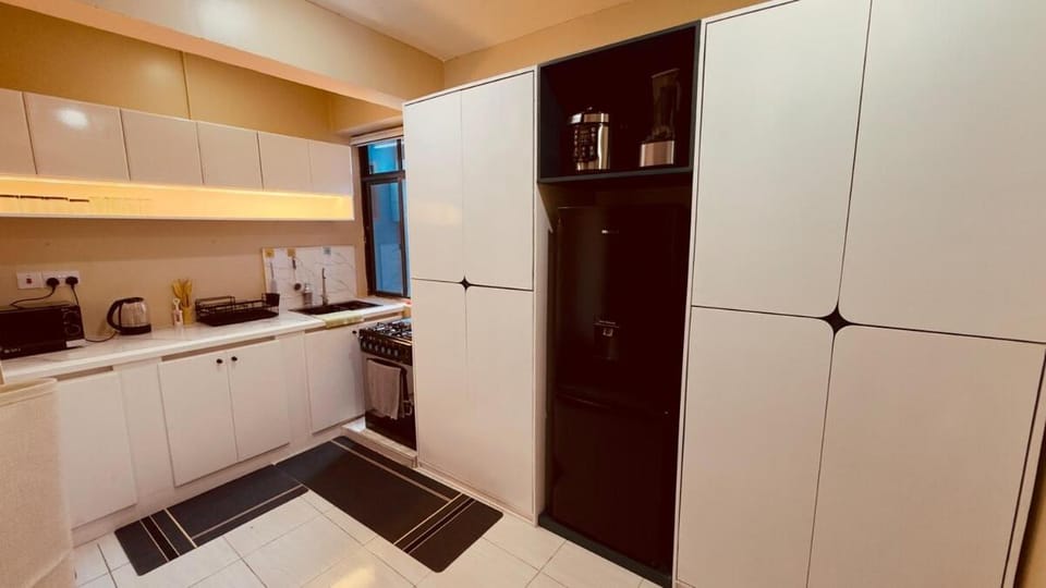 Velora Homes 2BR Apt' with Pool & Rooftop Lounge in Masaki Apartment in City of Dar es Salaam