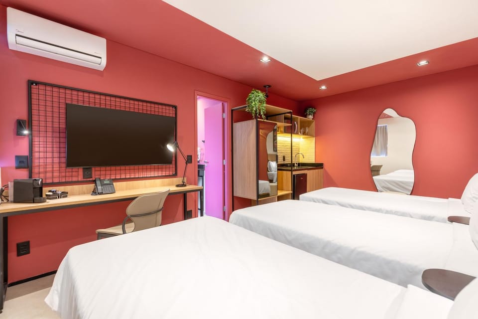 Bed, Photo of the whole room, Bedroom, air conditioner