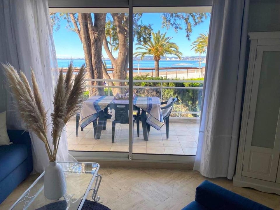 Appartement sur la Plage, Le Royal Beach Apartment in Nice