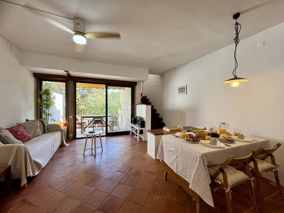 Communal lounge/ TV room, Living room