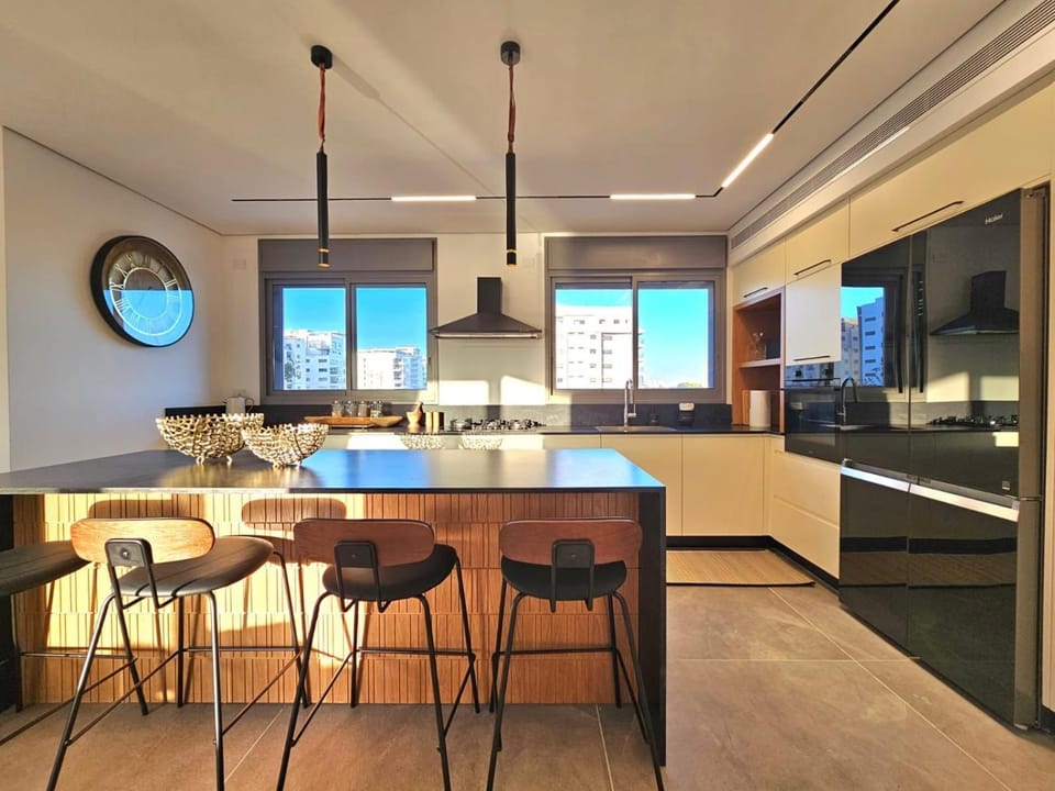 אושר על הים Apartment in Haifa District