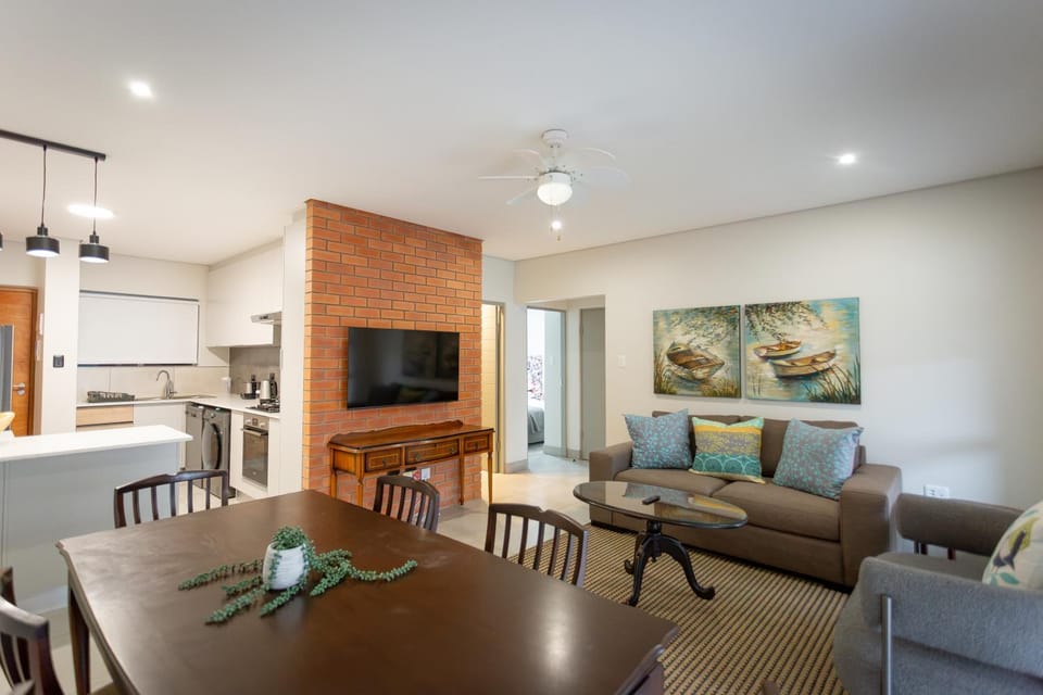Superb 2 bedroom Apartment - 68 One on York Apartment in Western Cape