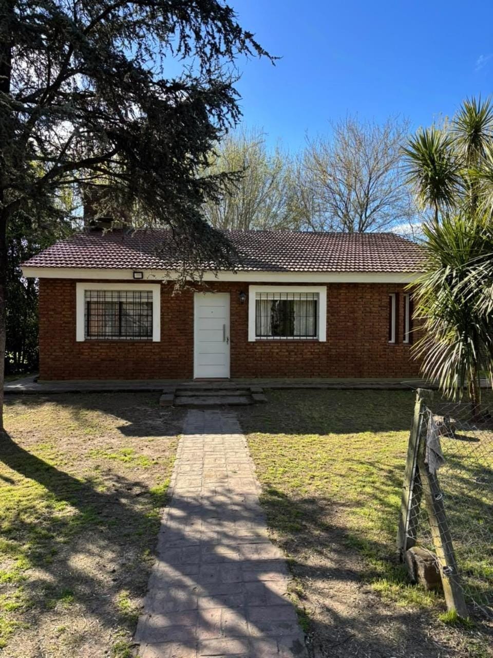 Casa quinta con pileta y patio House in Luján