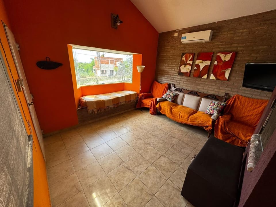 TV and multimedia, Living room, fireplace