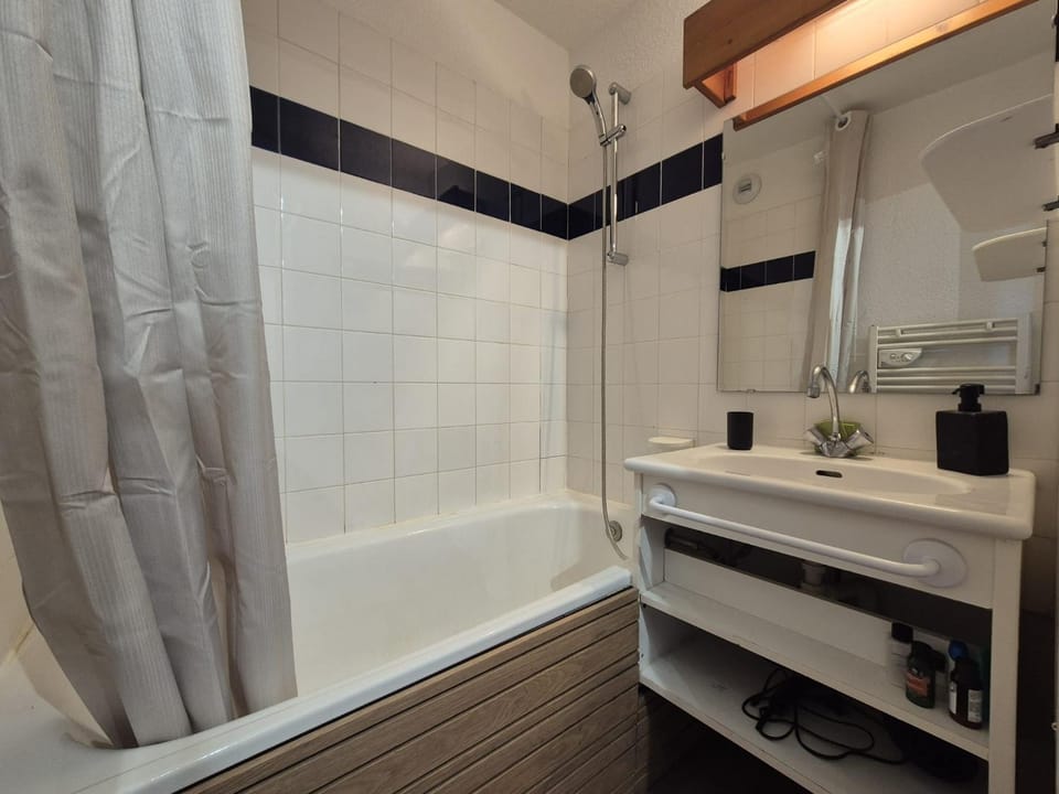 Apartment for 4 people at the base of the slopes Apartment in Tignes