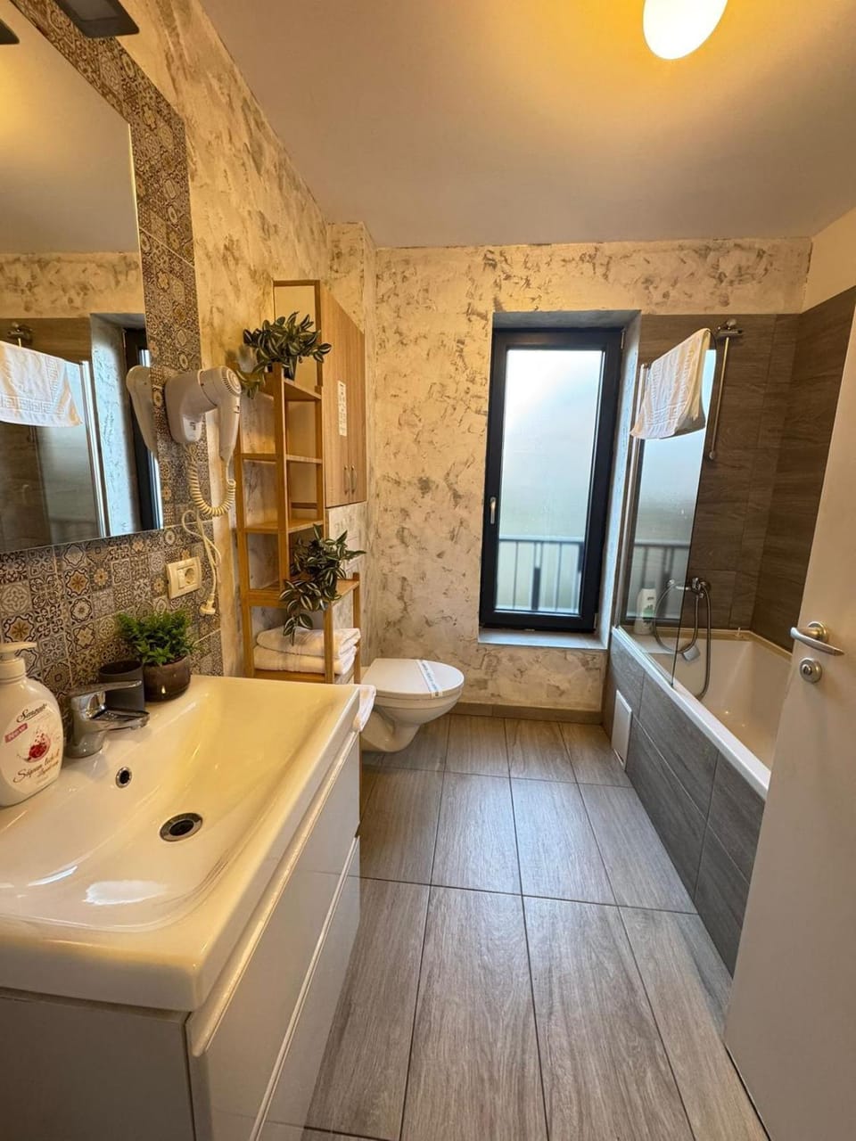 Toilet, Bathroom, Bath, towels
