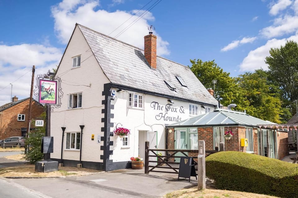 Fox and Hounds Hotel in England
