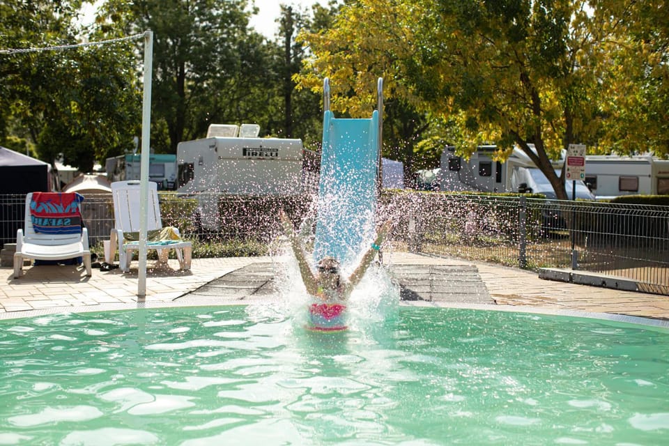 Pool view, Swimming pool