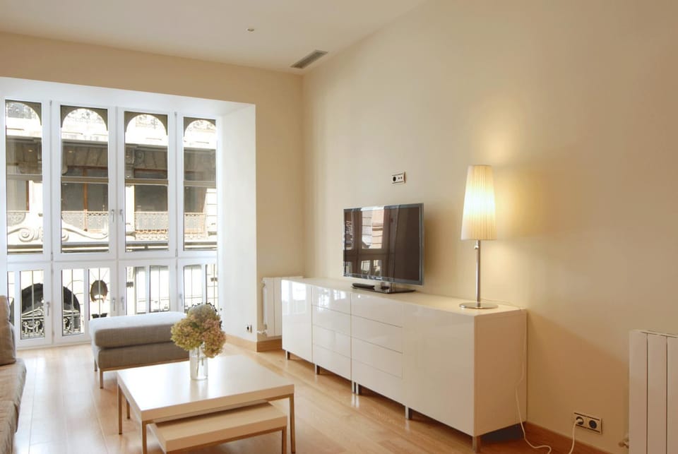 Communal lounge/ TV room, Living room