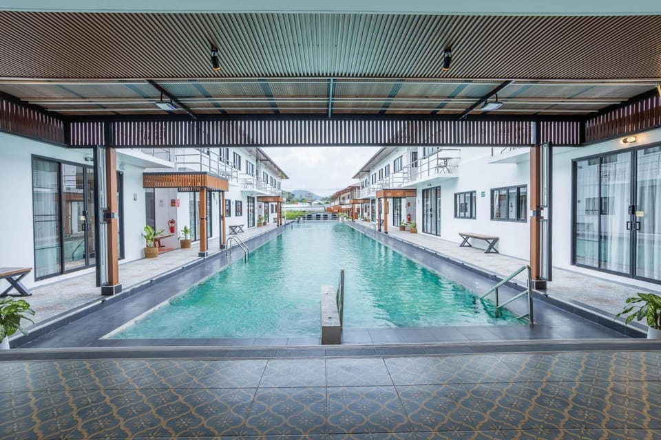 Pool view, Swimming pool, Swimming pool