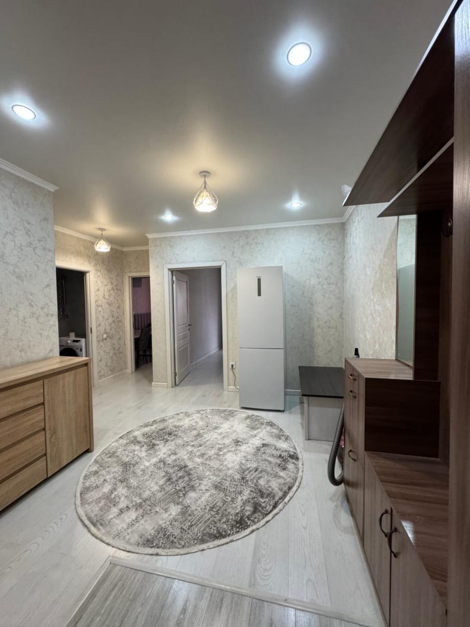 Stylish Two-Bedroom Apartment Apartment in Almaty